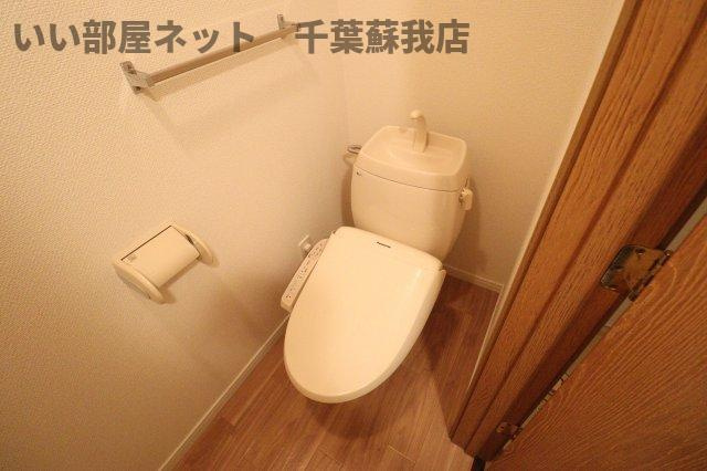 サンハイム学園前　Ｂのトイレ|落ち着いた色調のトイレです