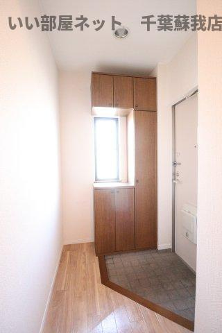 サンハイム学園前　Ｂの玄関|収納もある玄関です