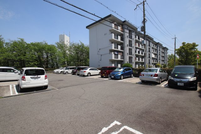 【駐車場】 | 泉北原山台団地　1号棟