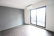 ジェノヴィア学芸大学の画像