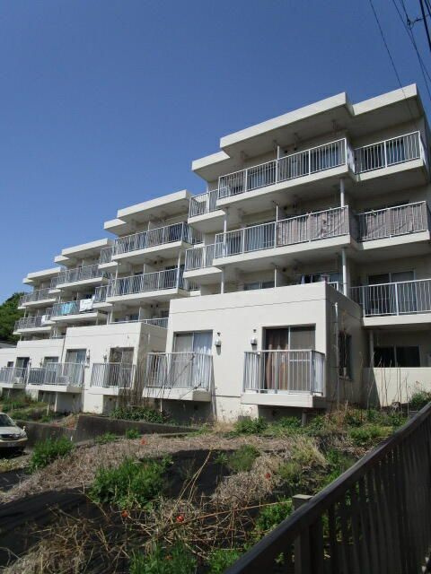 ウィングヒルズ金子の外観