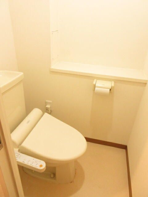 ウィングヒルズ金子のトイレ