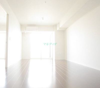 【居間・リビング】 | イーストコア曳舟ニ番館 | 洋室