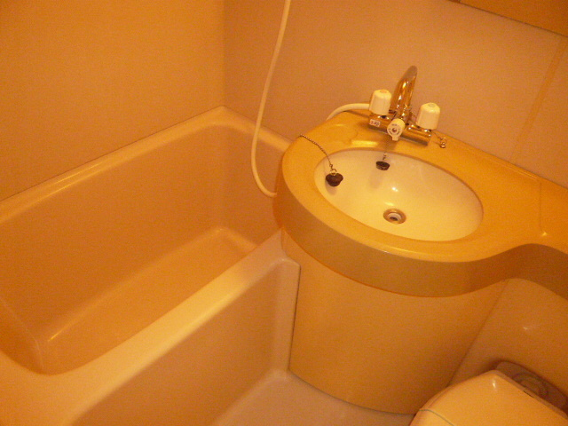 アーバンコア鹿野の浴室