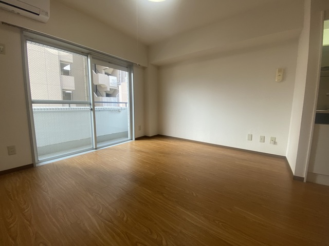 アーバンコア鹿野の居間・リビング