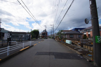 【前面道路含む現地写真】