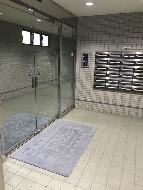 第二佐々木ビルのエントランス