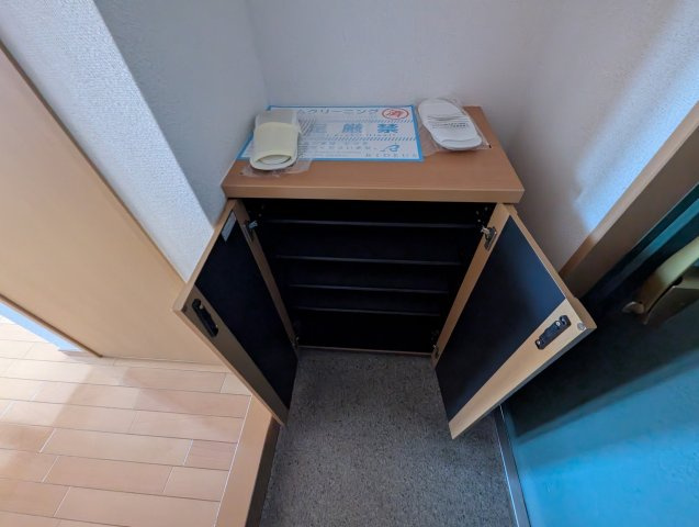 セレスト川西の収納