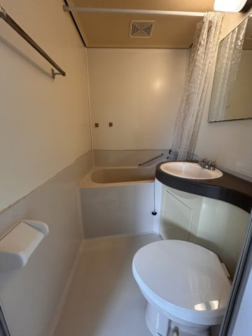 柴建ビルの浴室