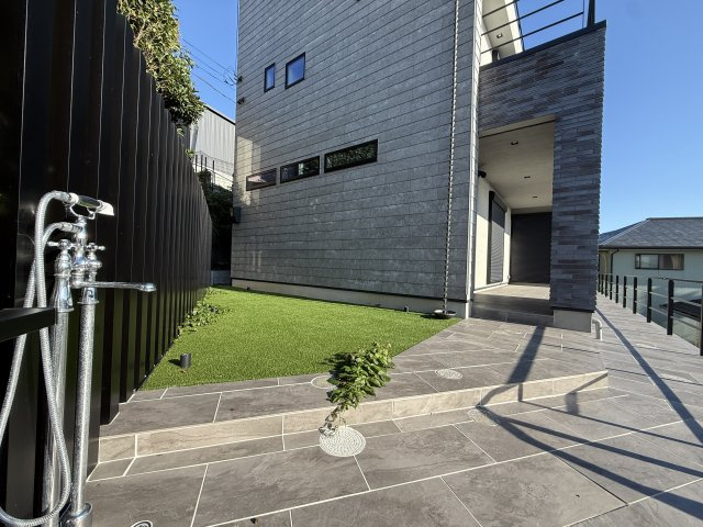 海一望！贅沢なロケーション　リゾートハウスの設備|外シャワー