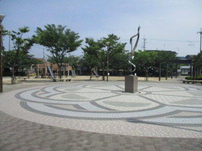 【その他】 | ファミールハイツ上野芝２番館 | 周辺にはスーパーや薬局など、商業施設がそろっていますよ！とても住みやすい環境ですよ♪