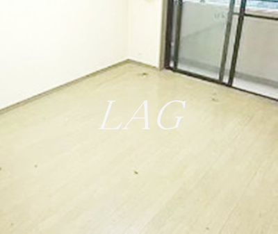 【居間・リビング】 | ロイヤルアメニティー上町 | 洋室のお部屋です。