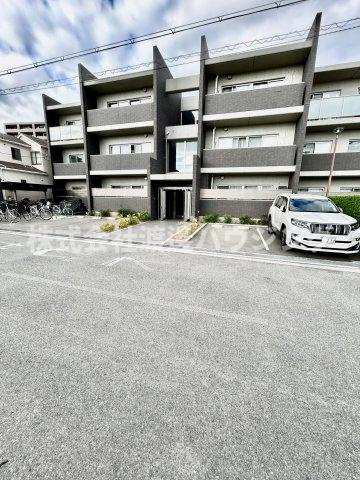 Stay esakaの駐車場