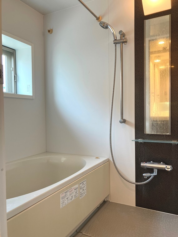 グランジュール明大前の浴室