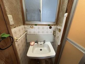 【洗面所】 | 大阪市港区夕凪2丁目　中古戸建 | 2階　洗面所です♪