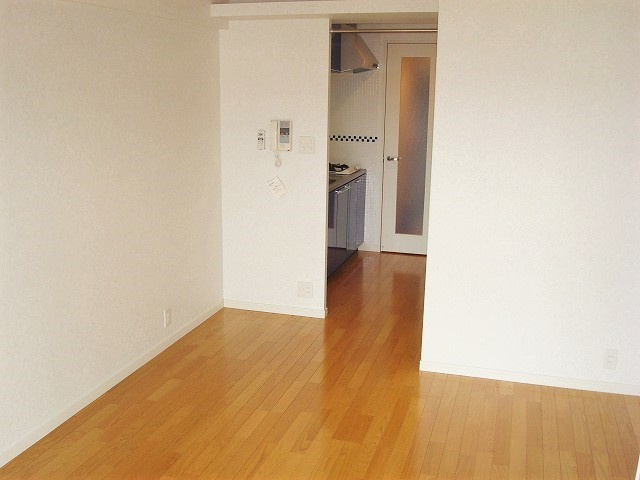 エンクレスト渡辺通南の居間・リビング