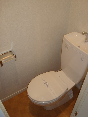 エンクレスト渡辺通南のトイレ