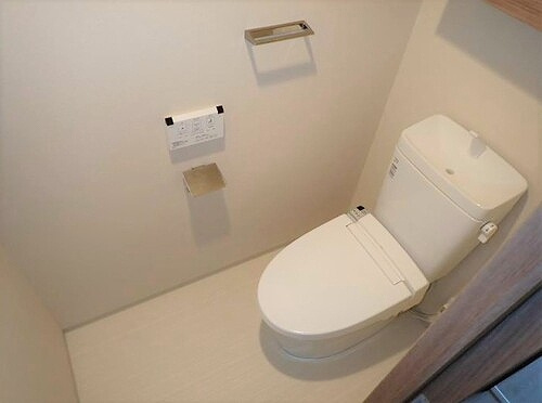 サーパス博多サウスガーデンのトイレ|温水洗浄便座