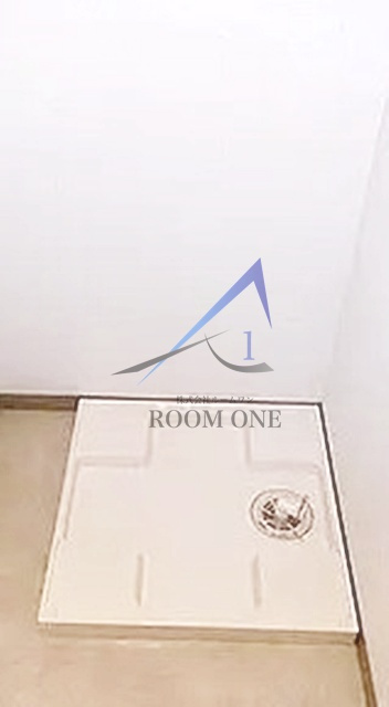 スカイコートヌーベル中村橋の設備|洗濯機置き場です。