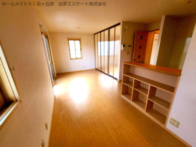 【居間・リビング】 | リビングタウン泉大津B棟