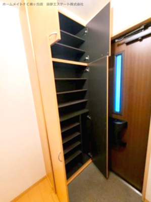 【玄関】 | リビングタウン泉大津B棟