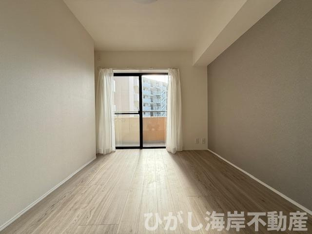 ライオンズプラザ茅ヶ崎の子供部屋|新規リフォーム完了！　5.6帖　洋室