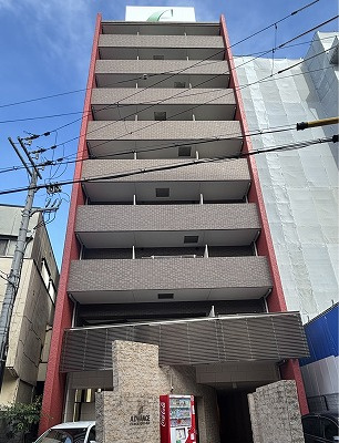 アドバンス大阪ドーム前の外観