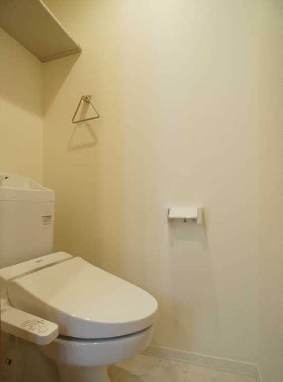 パティオ中目黒A　駅近　高遮音床システム　シャーメゾンのトイレ