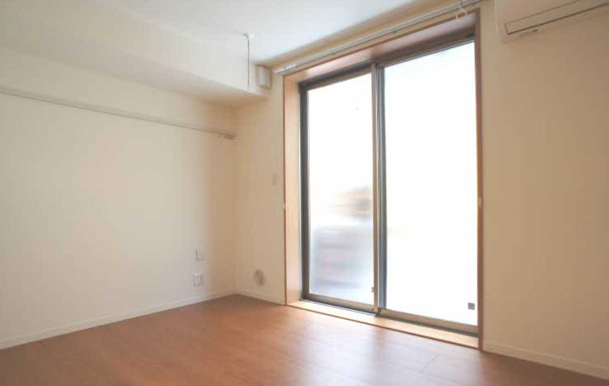 パティオ中目黒A　駅近　高遮音床システム　シャーメゾンの居間・リビング