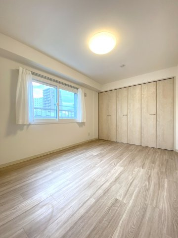 朝日プラザアクシス中の島の洋室|洋室！