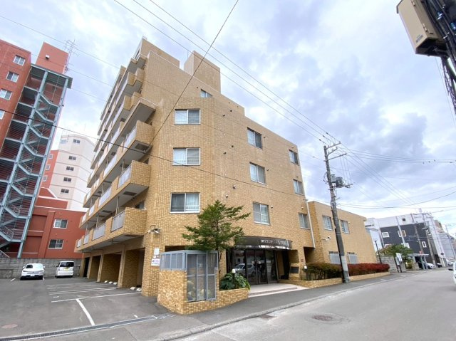 朝日プラザアクシス中の島の外観|地下鉄南北線「中の島」駅まで徒歩2分♪令和7年10月内装リフォーム済み！