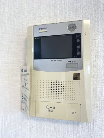 朝日プラザアクシス中の島の防犯設備|安心安全のオートロック＋モニター付きインターホン完備！