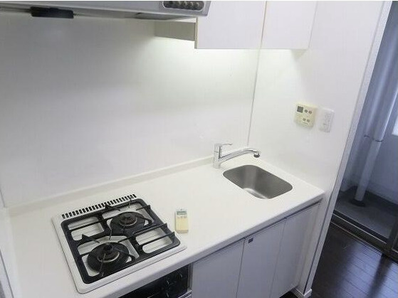 D’クラディア イヴァン初台のキッチン