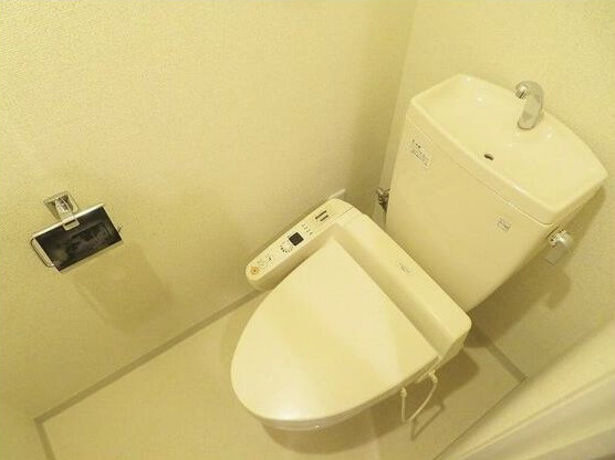 D’クラディア イヴァン初台のトイレ