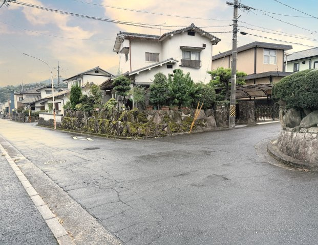【前面道路含む現地写真】 | 伴東8丁目エリア　建築条件ナシ！　更地渡し！