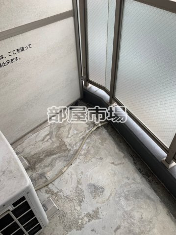 TRADIS NIPPORI.Sのバルコニー