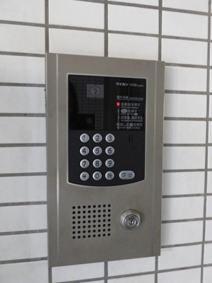 【エントランス】 | ラフィネ西荻