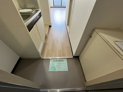 【玄関】 | ラフィネ西荻