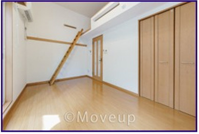 グリシーヌ成城の居間・リビング