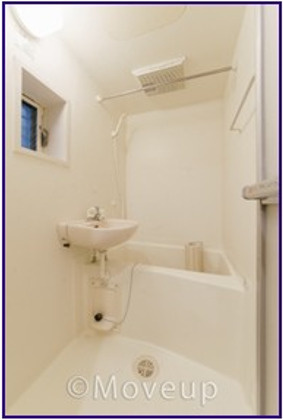 グリシーヌ成城の浴室