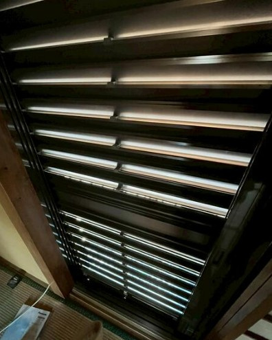 【中古】入間郡毛呂山町前久保南リフォーム中古住宅の設備|1Fシャッター付きで防犯面も安心