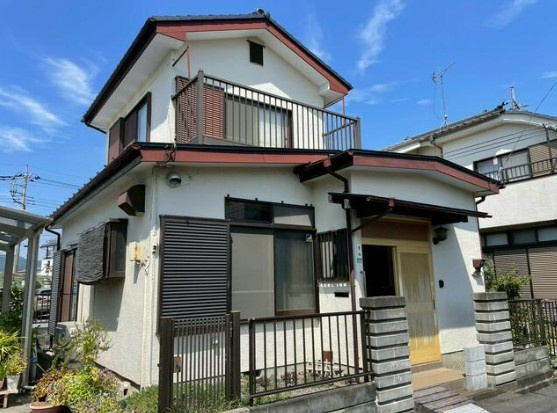 【中古】入間郡毛呂山町前久保南リフォーム中古住宅の外観|陽当り良好です！ヤオコーも歩いてすぐで便利☆