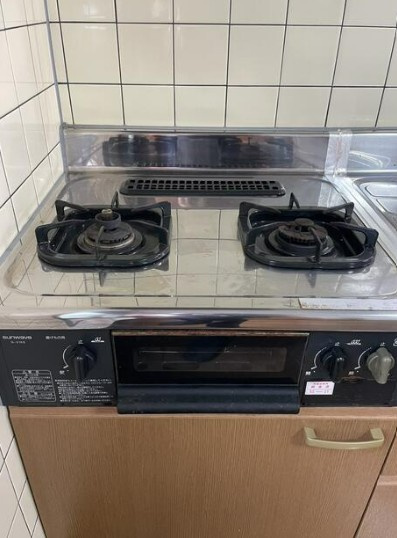 【中古】入間郡毛呂山町前久保南リフォーム中古住宅のキッチン|コンロです