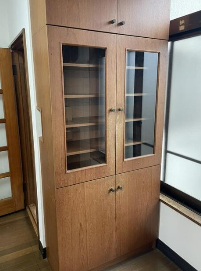 【中古】入間郡毛呂山町前久保南リフォーム中古住宅の収納|食器棚付き