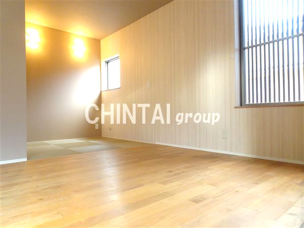 グランエッグス中野方南町の居間・リビング