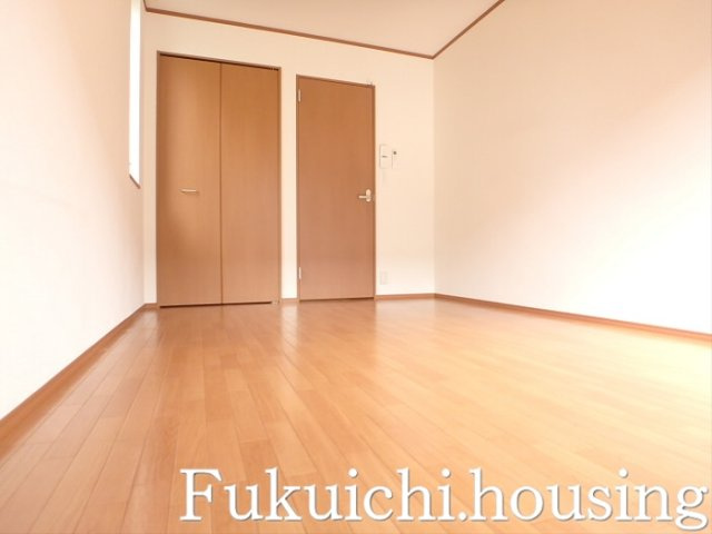 リンデンハイム豪徳寺の居間・リビング