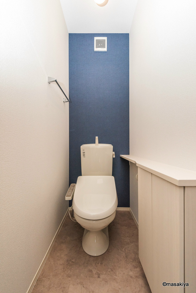 チャス　レジデンス　Ⅰのトイレ|トイレ　ウォシュレット付き。