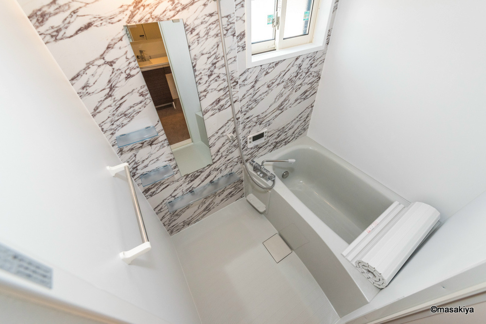 チャス　レジデンス　Ⅰの浴室|お風呂　追い焚き・浴室乾燥機付きです。