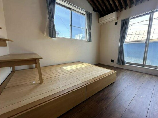 【中古】入間郡三芳町藤久保中古住宅の洋室|3F東 6帖洋室です！