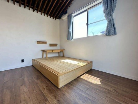 【中古】入間郡三芳町藤久保中古住宅の洋室|3F東 6帖洋室です！
